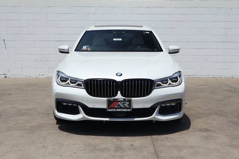 bmw 7 series 2017 WBA7F0C36HGM21658 image bmw 7 series 2017 WBA7F0C36HGM21658 image